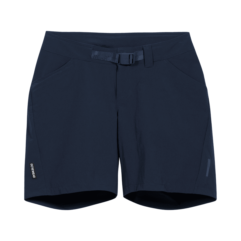 SWIFTRIDE Shorts Womens